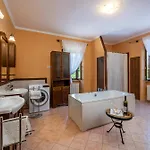 Activity And Familiy Milena With Heated Pool *