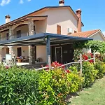 Activity And Familiy Milena With Heated Pool *