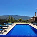 Activity And Familiy Milena With Heated Pool Kršan